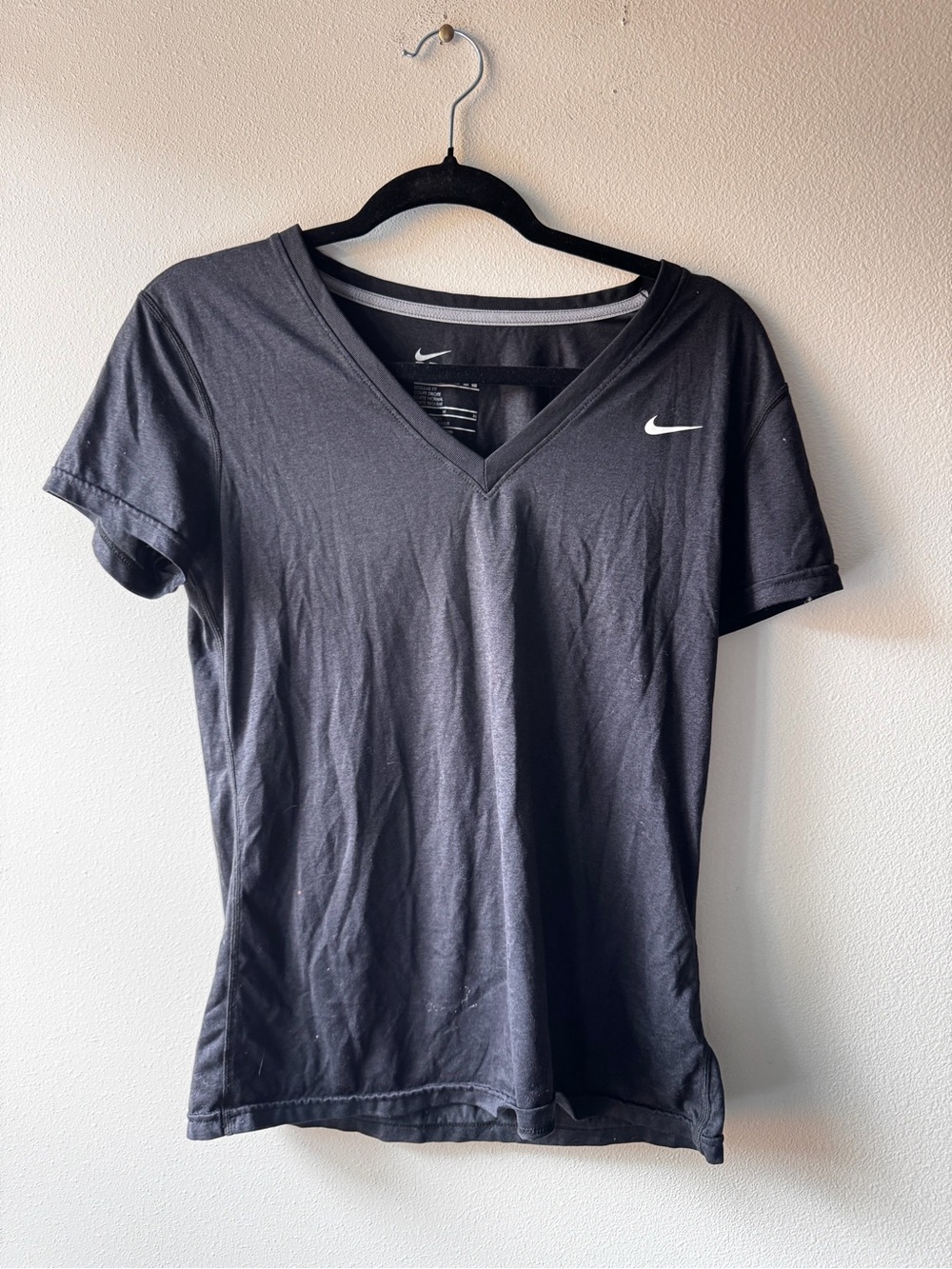 Nike Women’s Black V-Neck Performance Tee